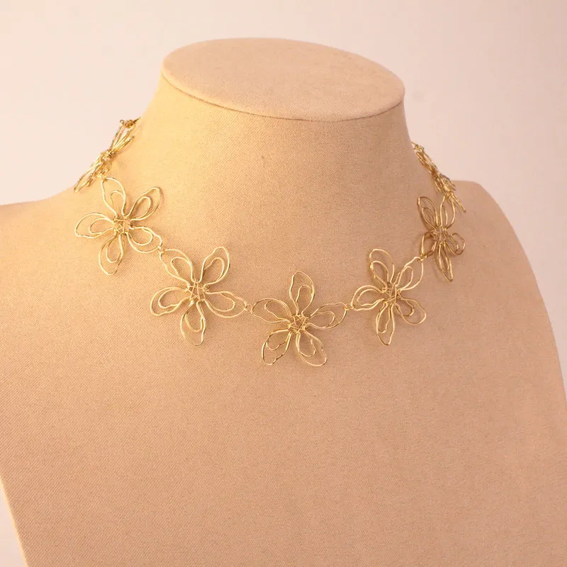 Collar flores.