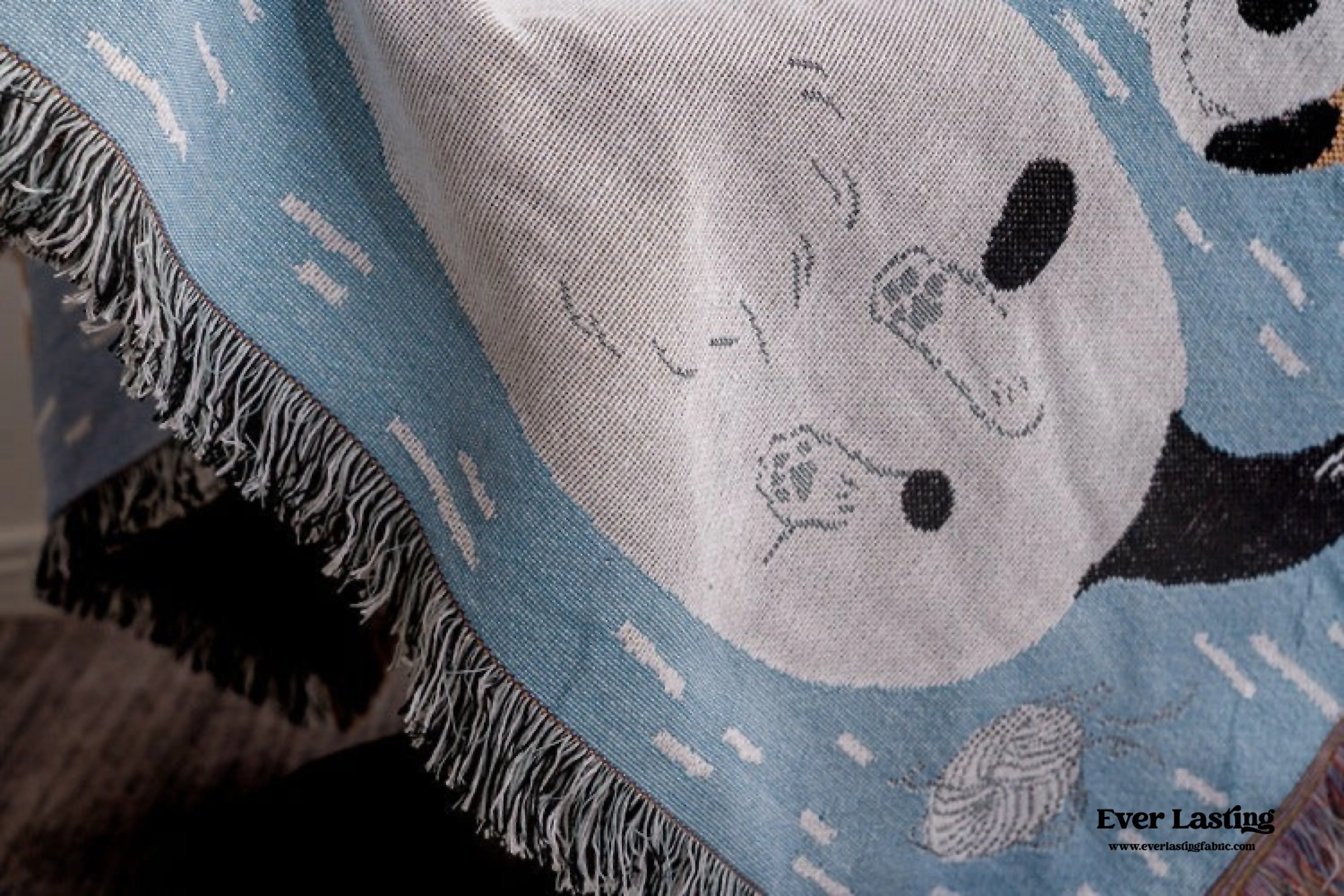 DUO Reversible Cotton Cozy Cat Blanket / Winter Blue Edition